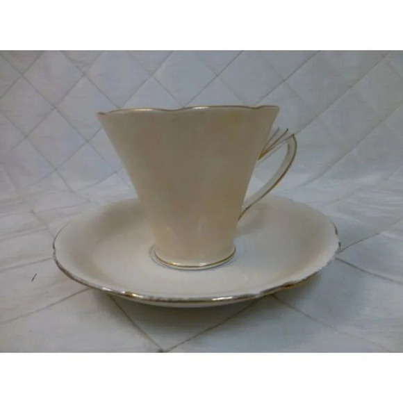 ABJ Grafton  China Teacup and Saucer - Picture 2 of 8